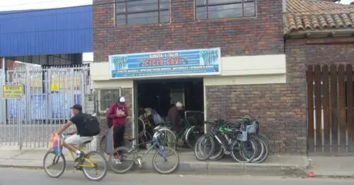 ALMACEN Y TALLER CICLO GAVI CHIA ALMACEN Y TALLER CICLO GAVI CHIA